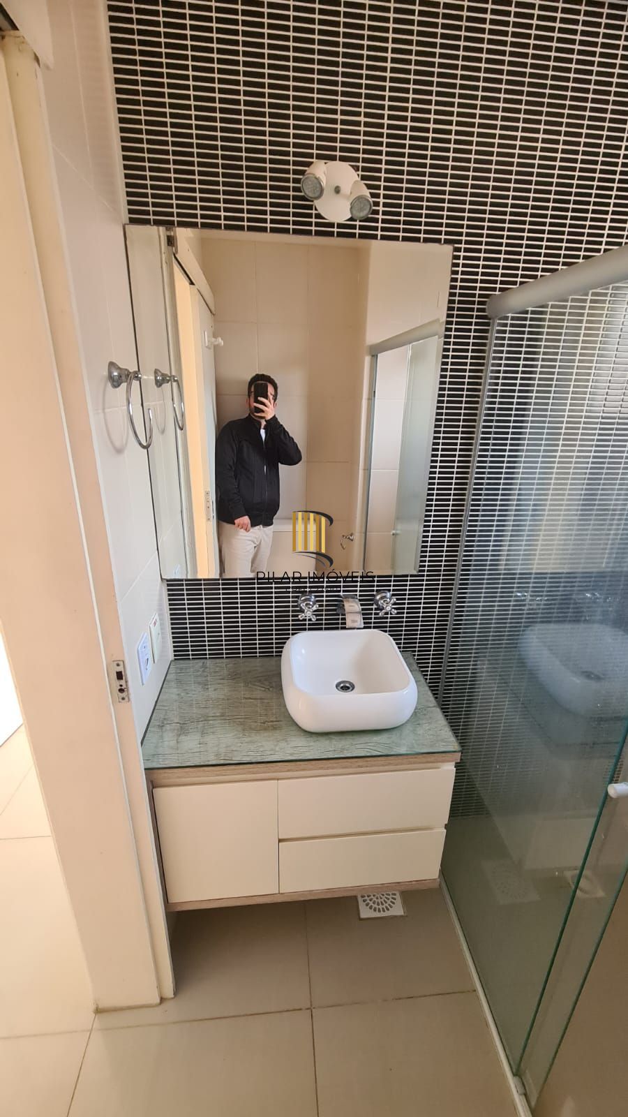 Apartamento 2 dormitórios no bairro Jardim do Salso