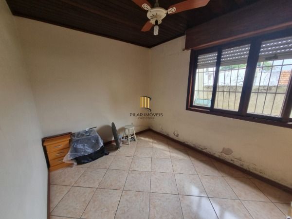 Terreno em Porto Alegre, no bairro Cavalhada, à venda.