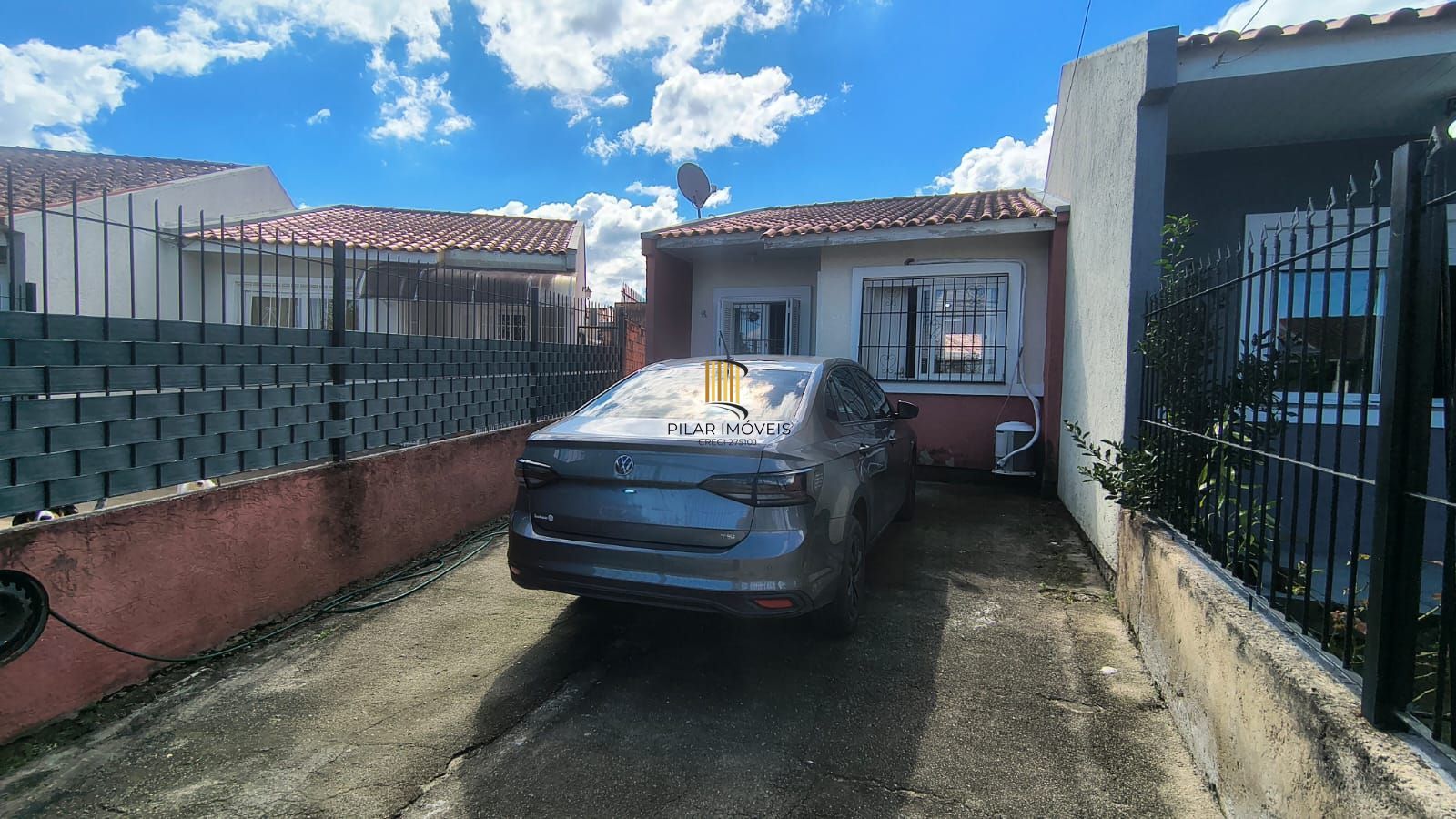 Casa de 2 dormitórios no bairro Hipica