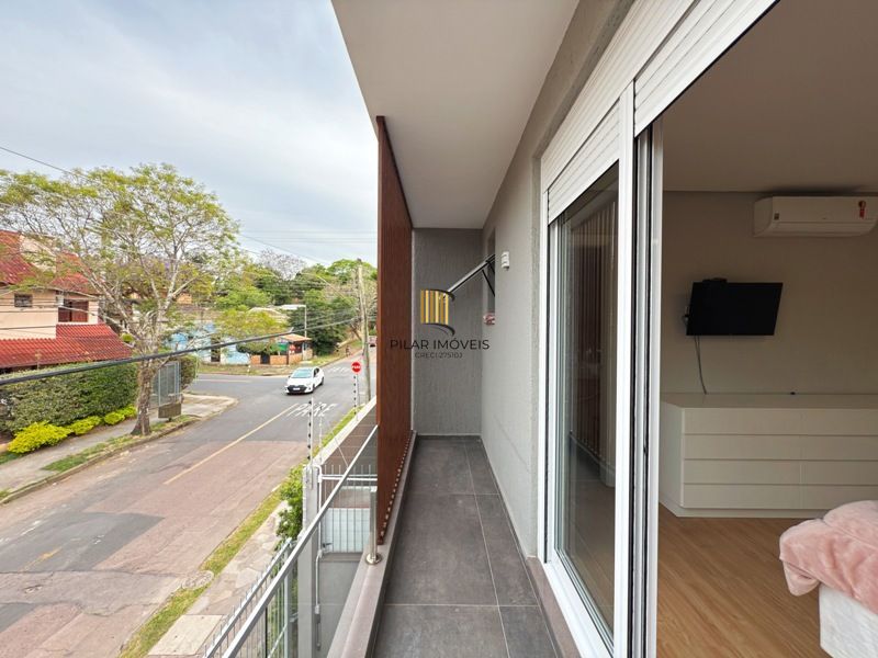 Casa 4 dormitórios no bairro Camaquã