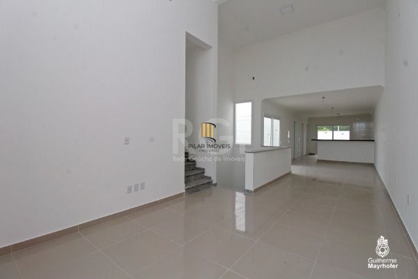 Casa para Venda - 196m², 3 dormitórios, sendo 1 suites, 2 vagas - Lagos De Nova Ipanema