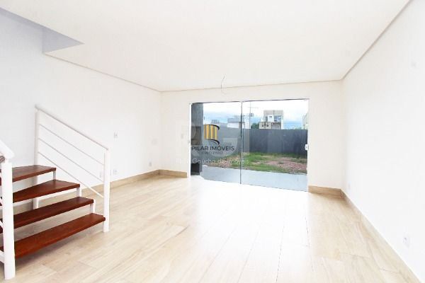 Casa para Venda - 120m², 3 dormitórios, sendo 1 suites, 2 vagas - Hípica