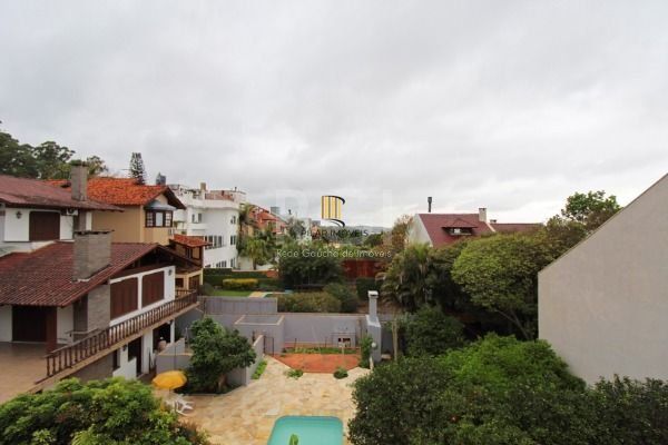 Casa Condominio para Venda - 215.51m², 3 dormitórios, sendo 1 suites, 2 vagas - Jardim Isabel