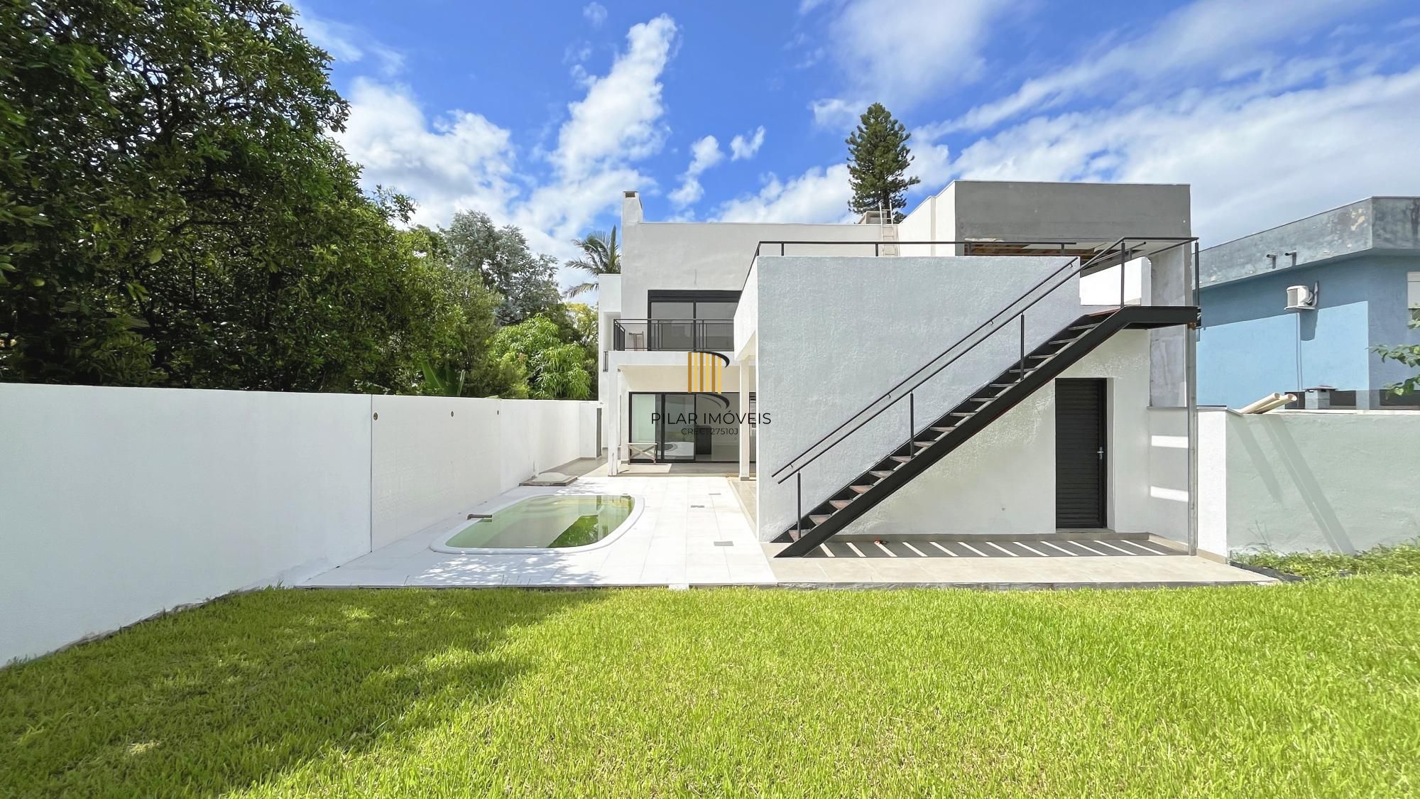 Casa 3 dormitórios no bairro Ipanema