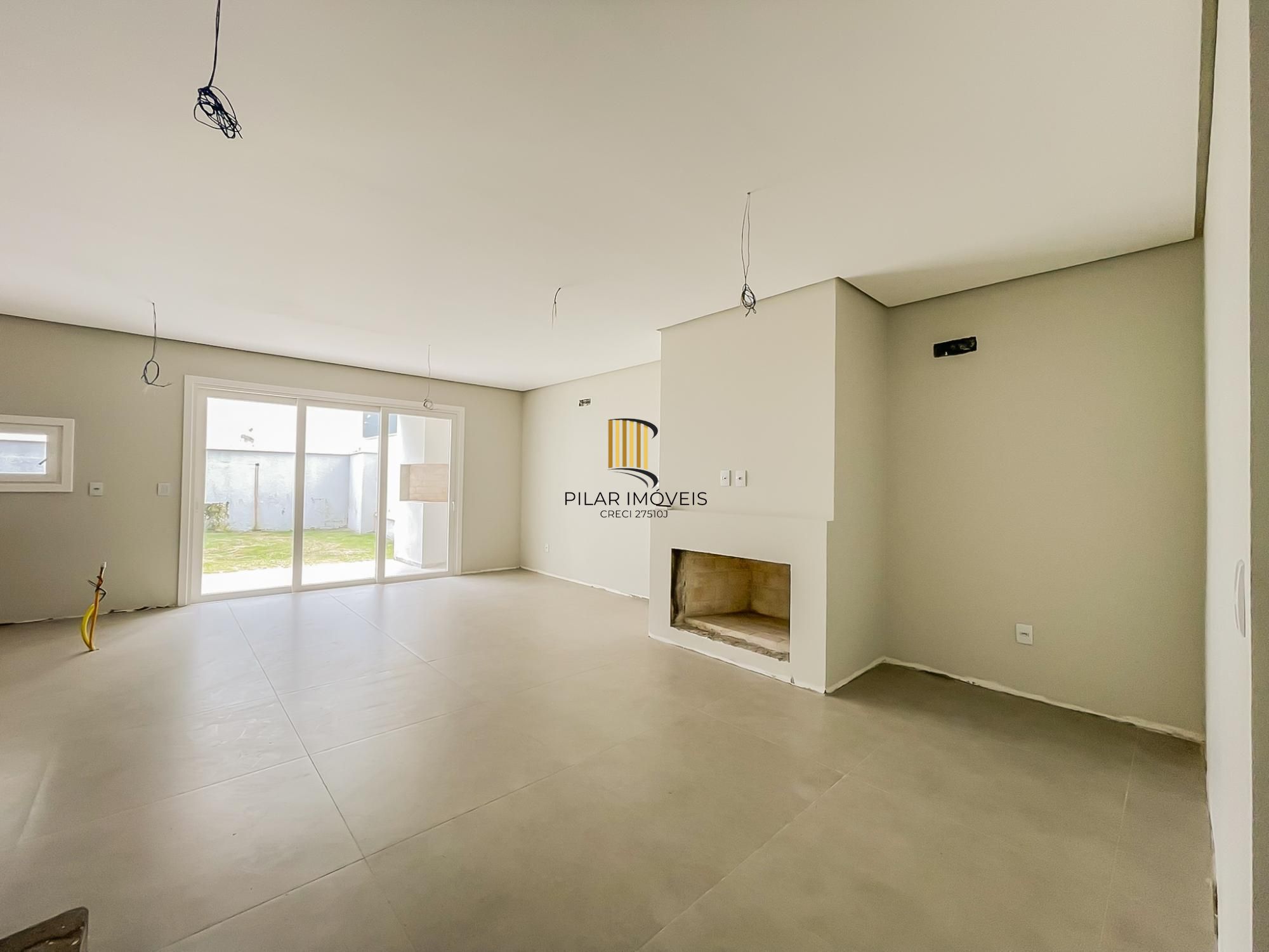 No Mirante do Lago, excelente residência com 3 suítes