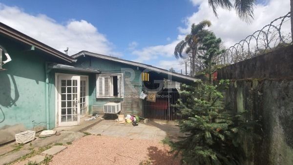Casa para Venda - 120m², 3 dormitórios, sendo 1 suites, 2 vagas - Ipanema/ Bahamas