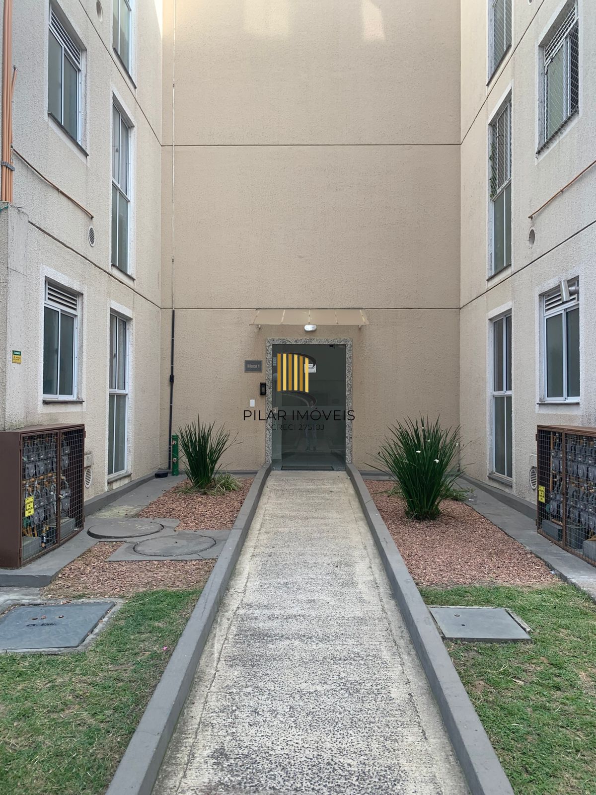 Apartamento 2 dormitórios no bairro Restinga