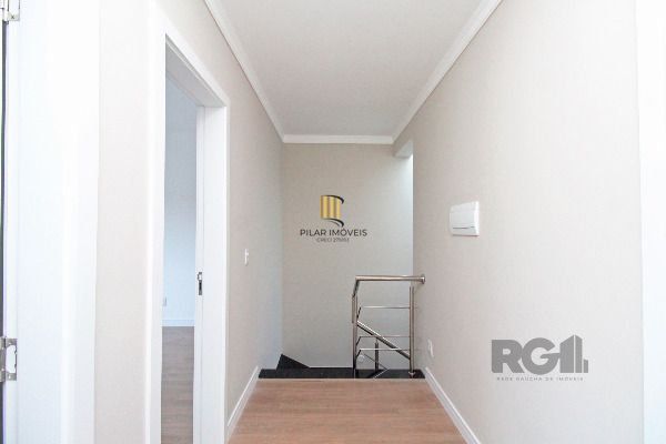 Casa Condominio em Porto Alegre, no bairro Hípica, com 3 dormitório(s), e 3 banheiros, à venda.