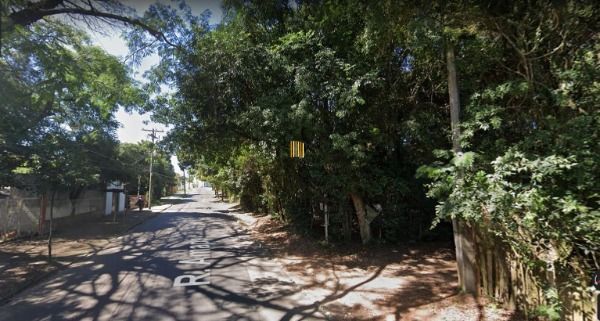 Terreno para Venda - 5881m², 0 dormitórios, Cavalhada