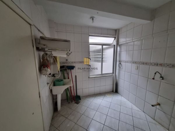 Apartamento em Porto Alegre, no bairro Centro Histórico, com 1 dormitório(s), e 1 banheiros, à venda.