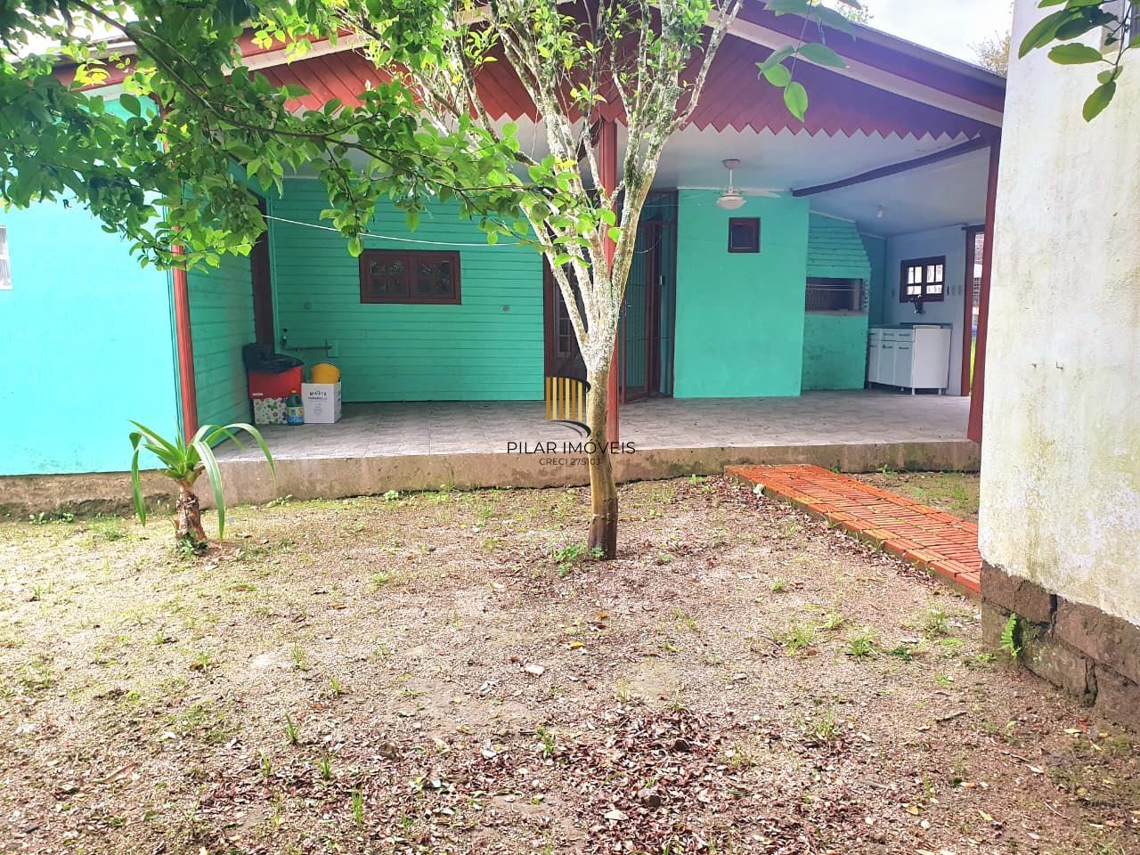 Casa 3 dormitórios no bairro Lami