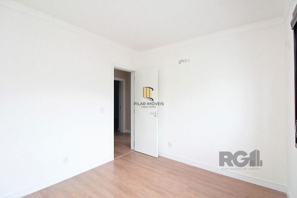 Casa Condominio em Porto Alegre, no bairro Hípica, com 3 dormitório(s), e 3 banheiros, à venda.