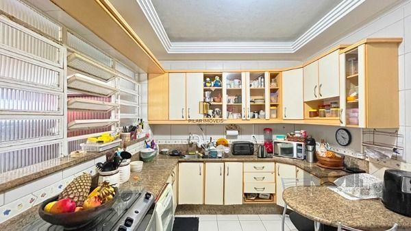 Casa para Venda - 320m², 5 dormitórios, sendo 3 suites, 8 vagas - Ipanema