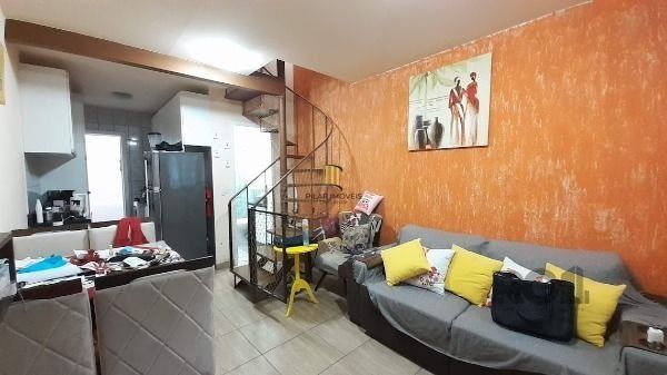 Casa Condominio em Porto Alegre, no bairro Vila Nova, com 3 dormitório(s), à venda.