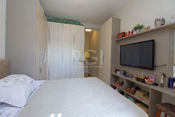Casa para Venda - 107m², 0 dormitórios, sendo 2 suites, 1 vaga - Hípica