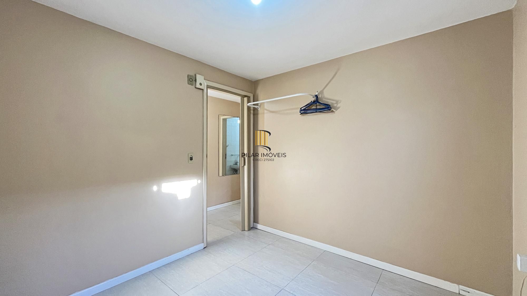 Casa 4 dormitórios no bairro Glória