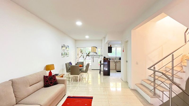 Casa de Condomínio 4 dormitórios no bairro Praia de Belas