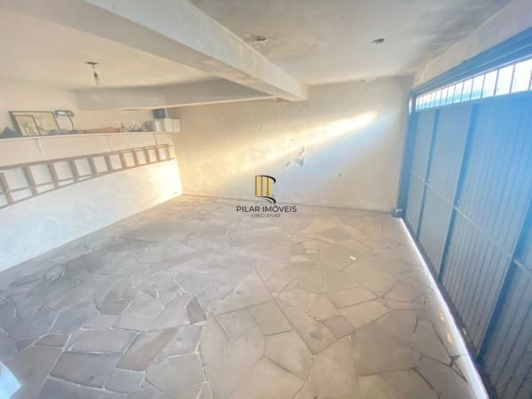 Casa para Venda - 301m², 4 dormitórios, sendo 1 suites, 2 vagas - Bom Jesus