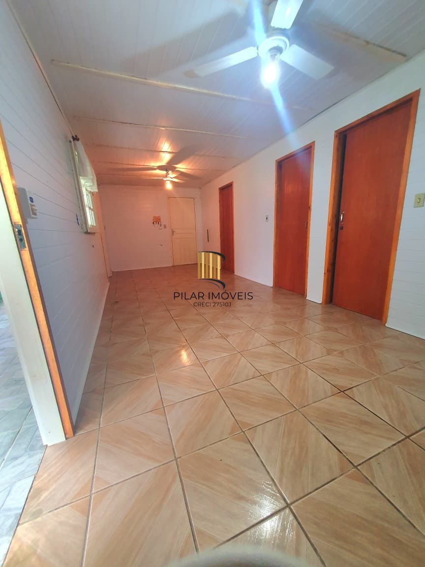 Casa 3 dormitórios no bairro Lami