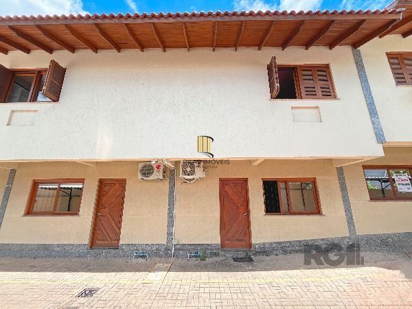 Casa Condominio em Porto Alegre, no bairro Coronel Aparício Borges, com 2 dormitório(s), e 2 banheiros, à venda. - Pilar Imóveis