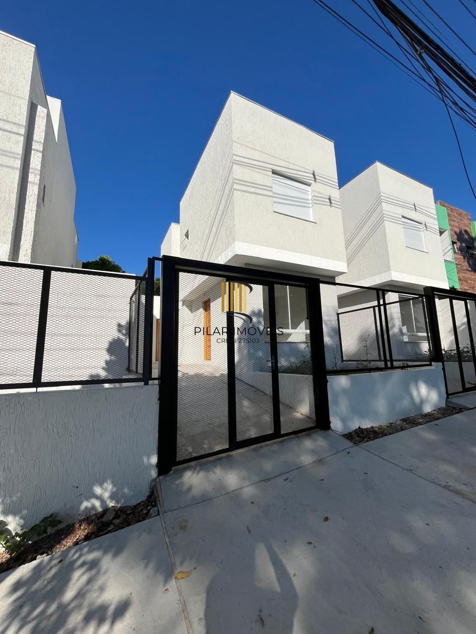 Casa 2 dormitórios no bairro Nonoai - Pilar Imóveis