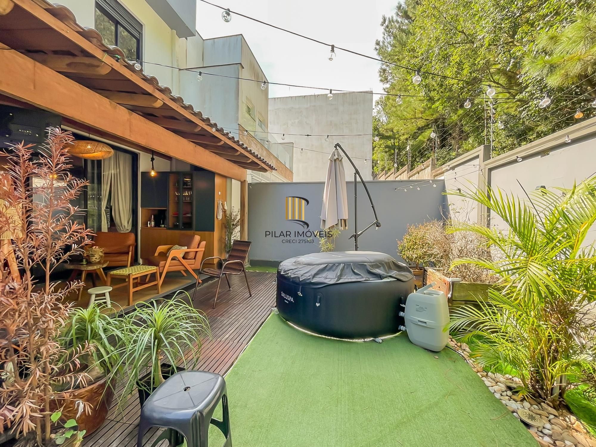 Sobrado 3 dormitórios em condomínio do residencial Lagos de Ipanema!