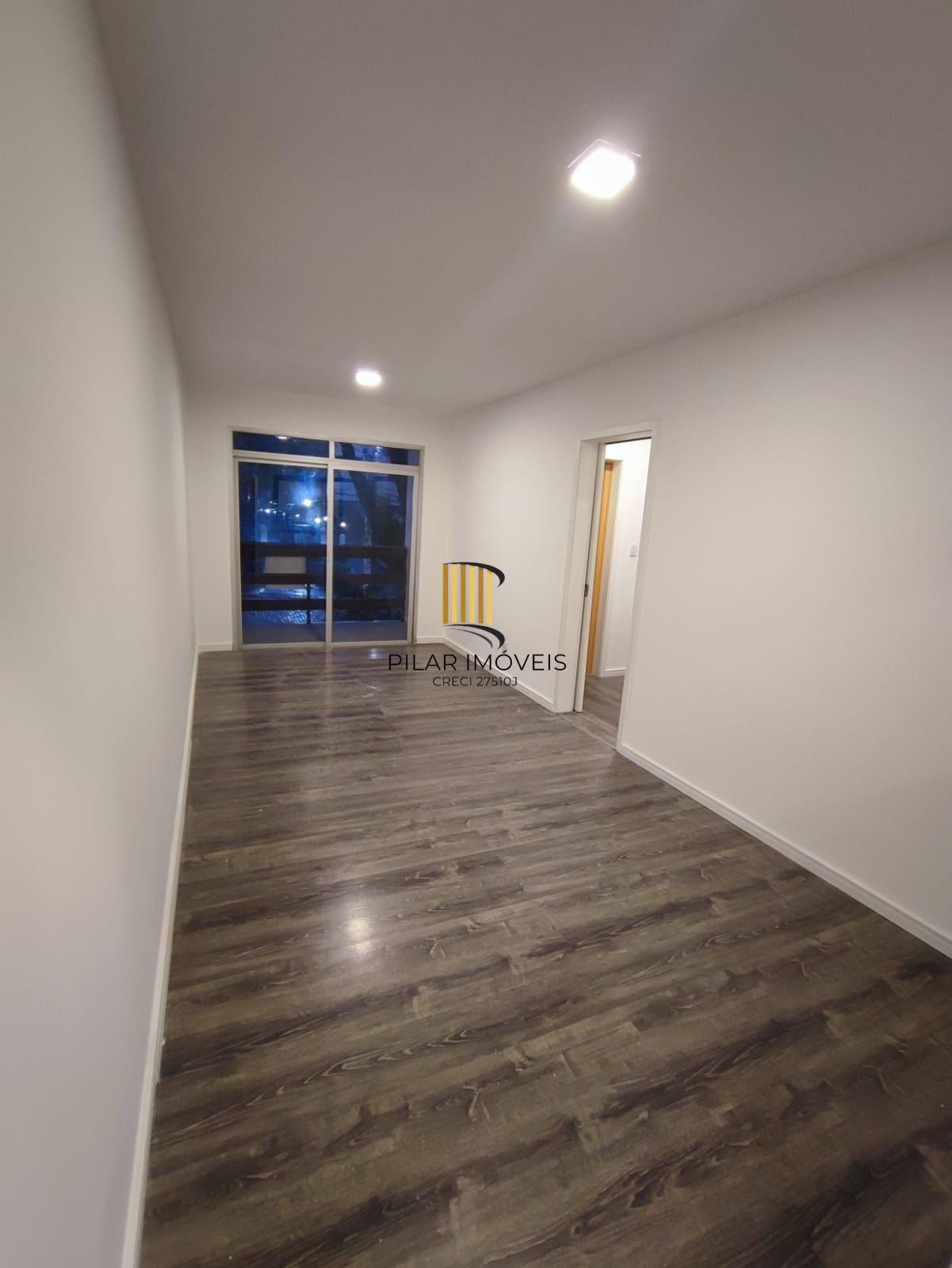 Apartamento 2 dormitórios no bairro Tristeza