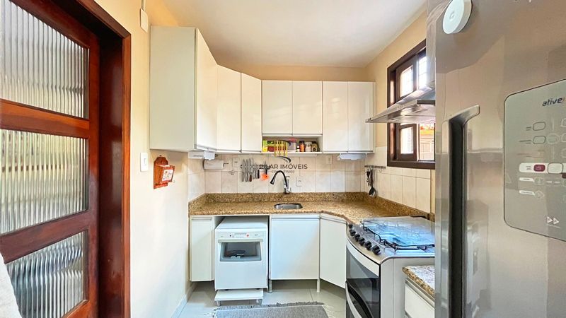 Casa 3 dormitórios no bairro Santa Tereza
