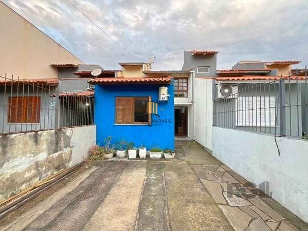 Casa em Porto Alegre, no bairro Hípica, com 2 dormitório(s), e 2 banheiros, à venda. - Pilar Imóveis