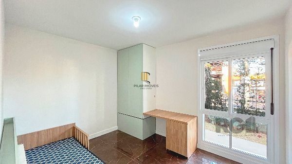 Casa Condominio em Porto Alegre, no bairro Hípica, com 3 dormitório(s), e 3 banheiros, à venda.