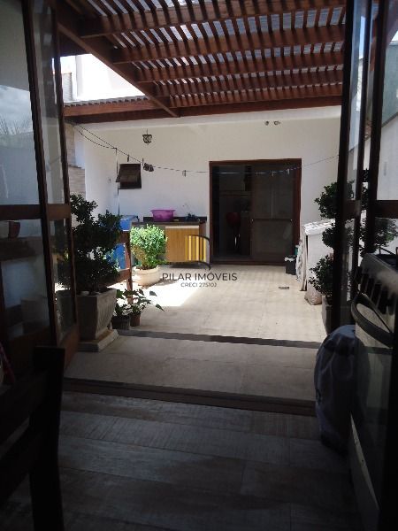 Casa para Venda - 177.93m², 3 dormitórios, sendo 1 suites, Hípica