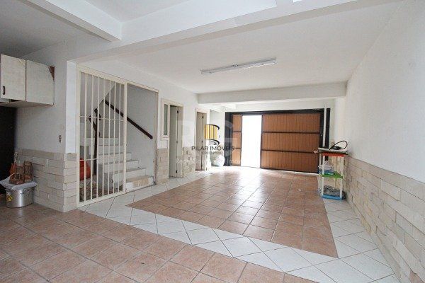 Casa para Venda - 278.12m², 3 dormitórios, sendo 1 suites, 2 vagas - Jardim Isabel