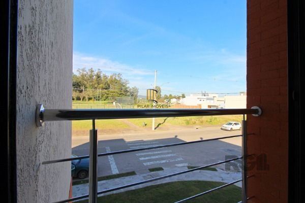 Casa em Porto Alegre, no bairro Hípica, com 3 dormitório(s), e 3 banheiros, à venda.