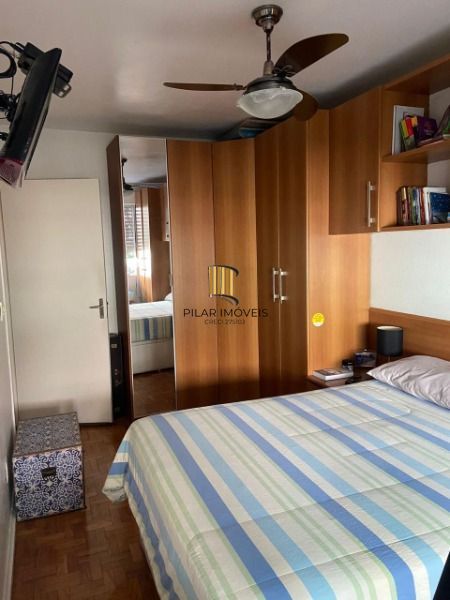 Apartamento em Porto Alegre, no bairro Cristal, com 3 dormitório(s), e 3 banheiros, à venda.
