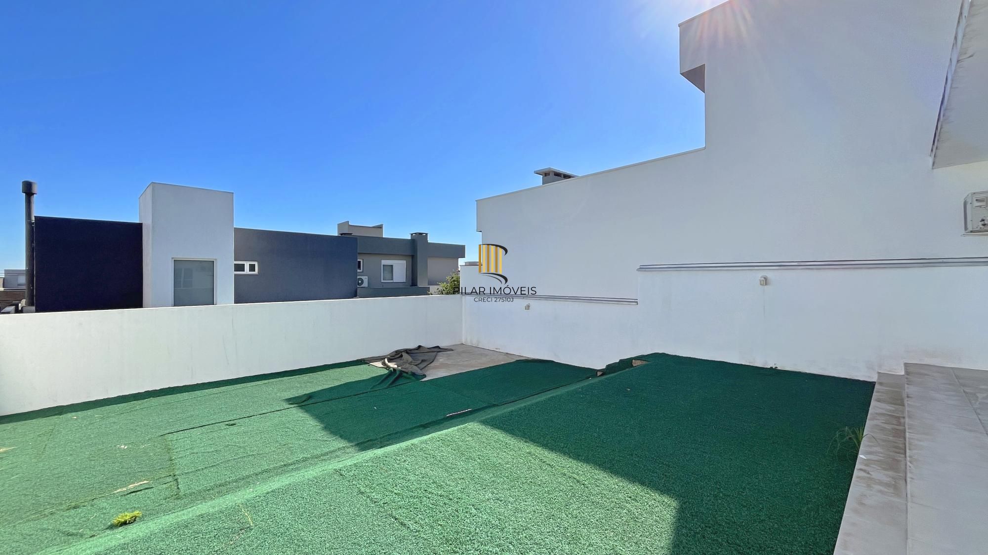 Casa de Condomínio 3 dormitórios no bairro Hípica