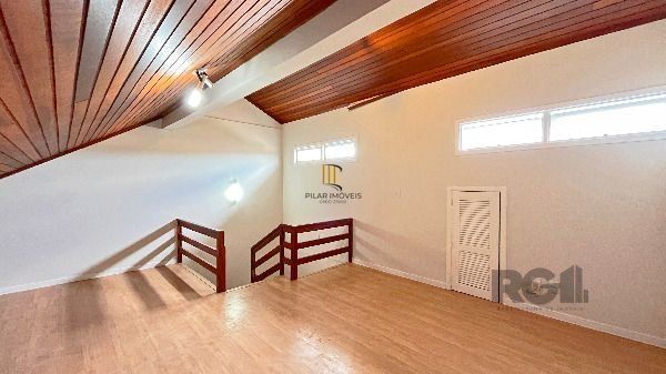 Casa de Condomínio 3 dormitórios no bairro Hípica