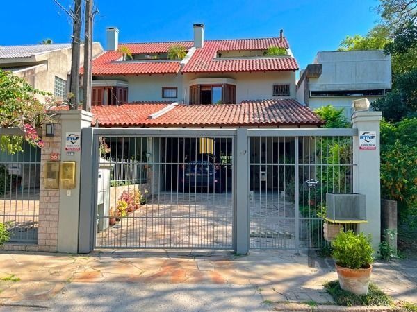 Casa em Porto Alegre, no bairro Ipanema, com 3 dormitório(s), e 3 banheiros, à venda. - Pilar Imóveis