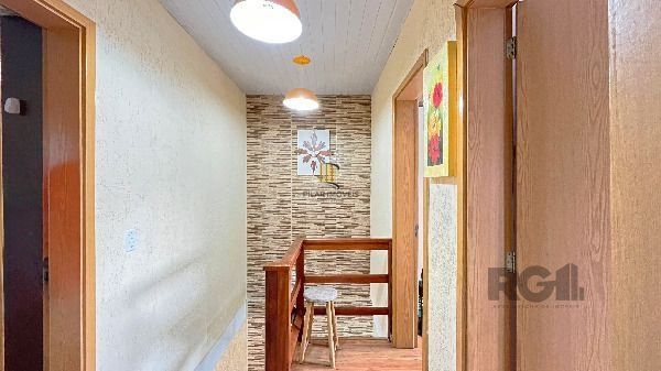 Casa Condominio em Porto Alegre, no bairro Hípica, com 3 dormitório(s), e 3 banheiros, à venda.