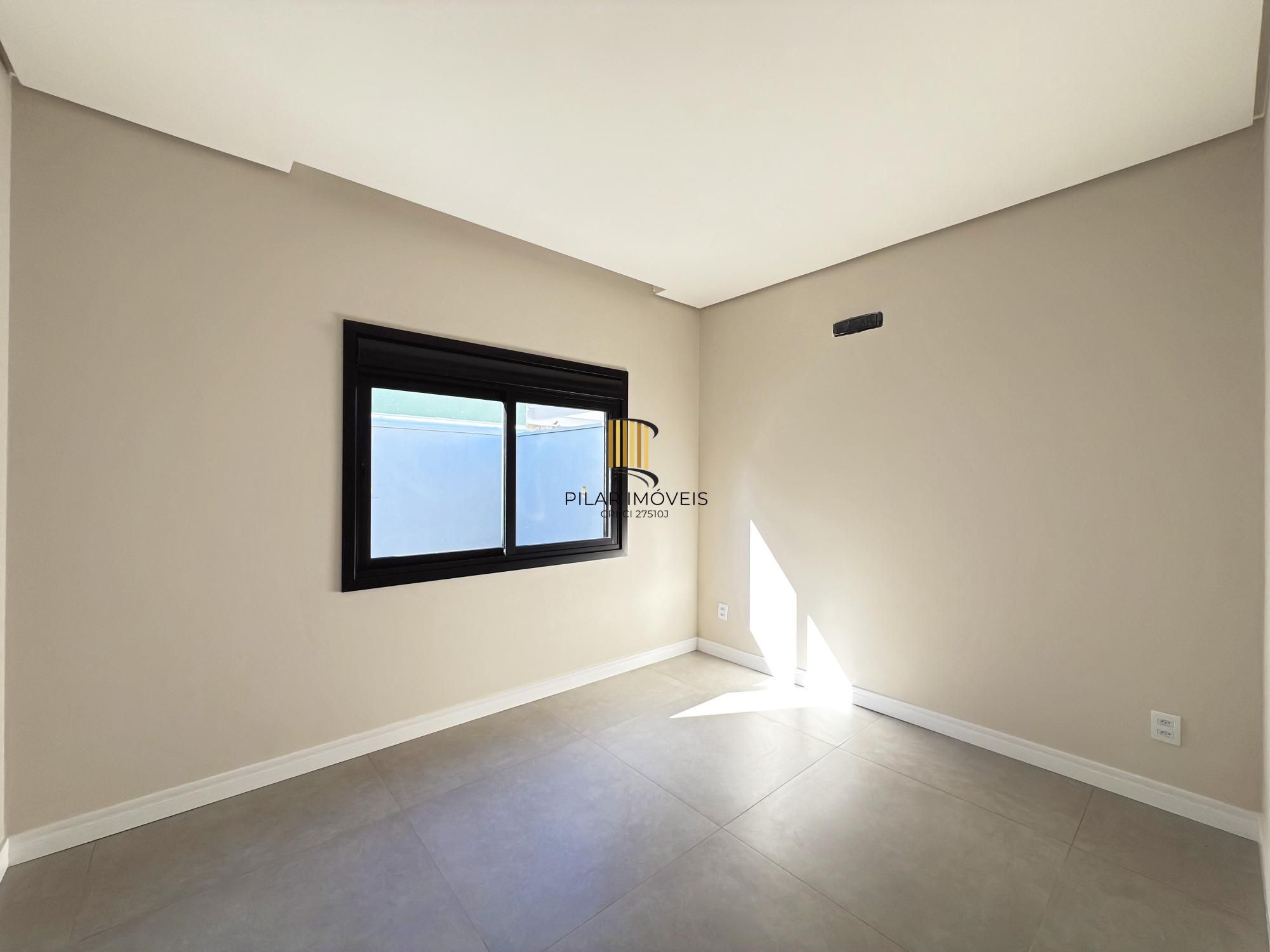 Residência  com 3 suítes no Lagos de Nova Ipanema