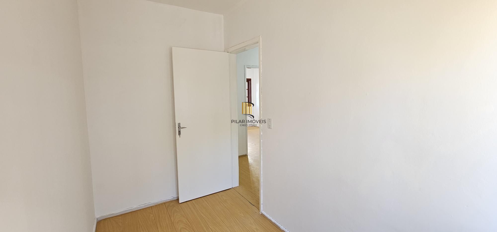 Casa 4 dormitórios no bairro Hípica