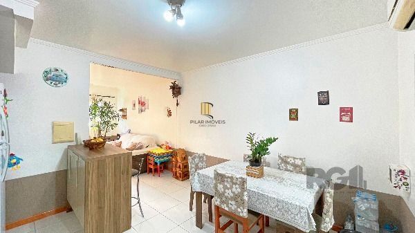 Casa Condominio em Porto Alegre, no bairro Aberta dos Morros, com 2 dormitório(s), e 2 banheiros, à venda.