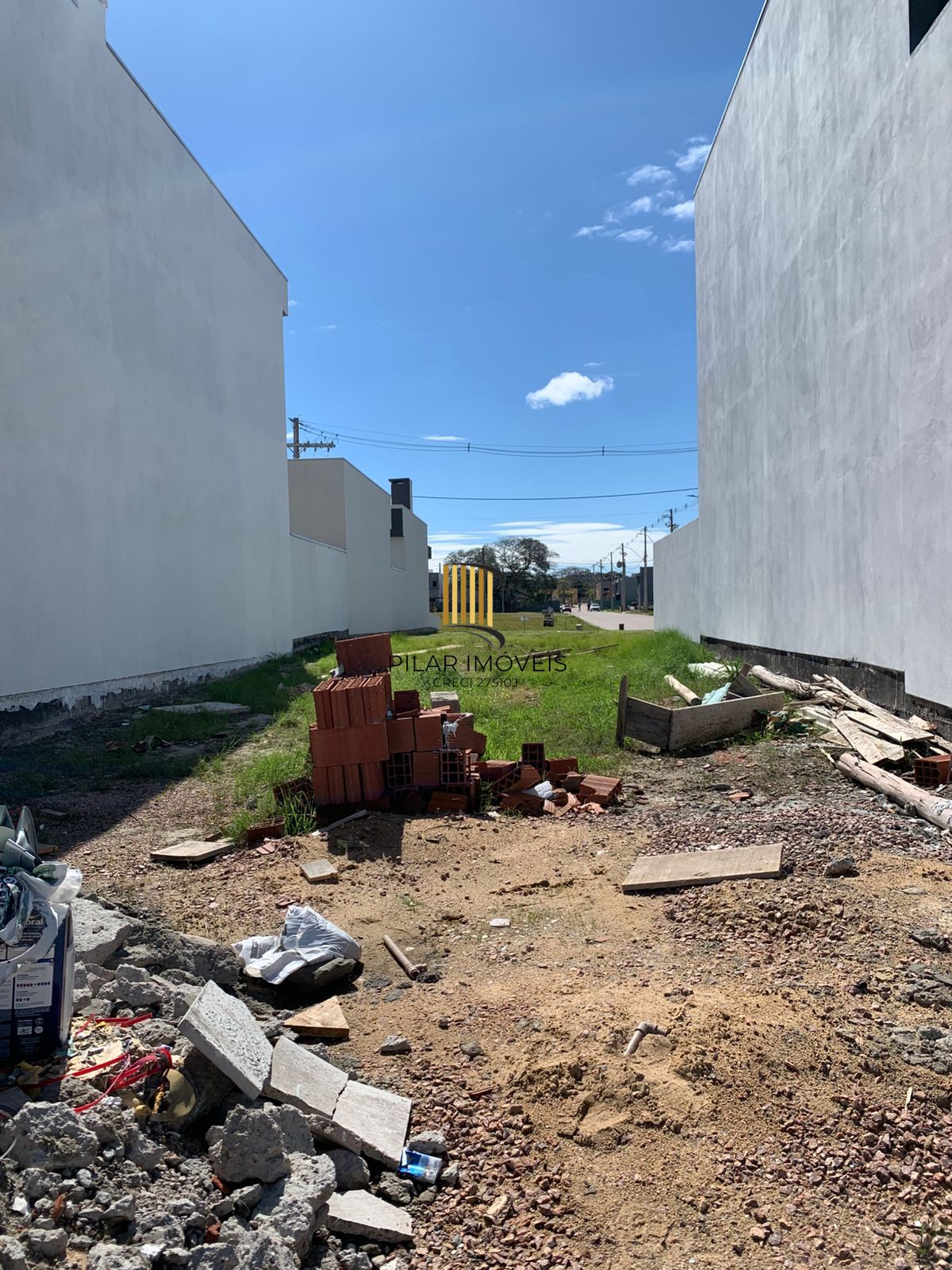 Terreno em condomínio com infraestrutura