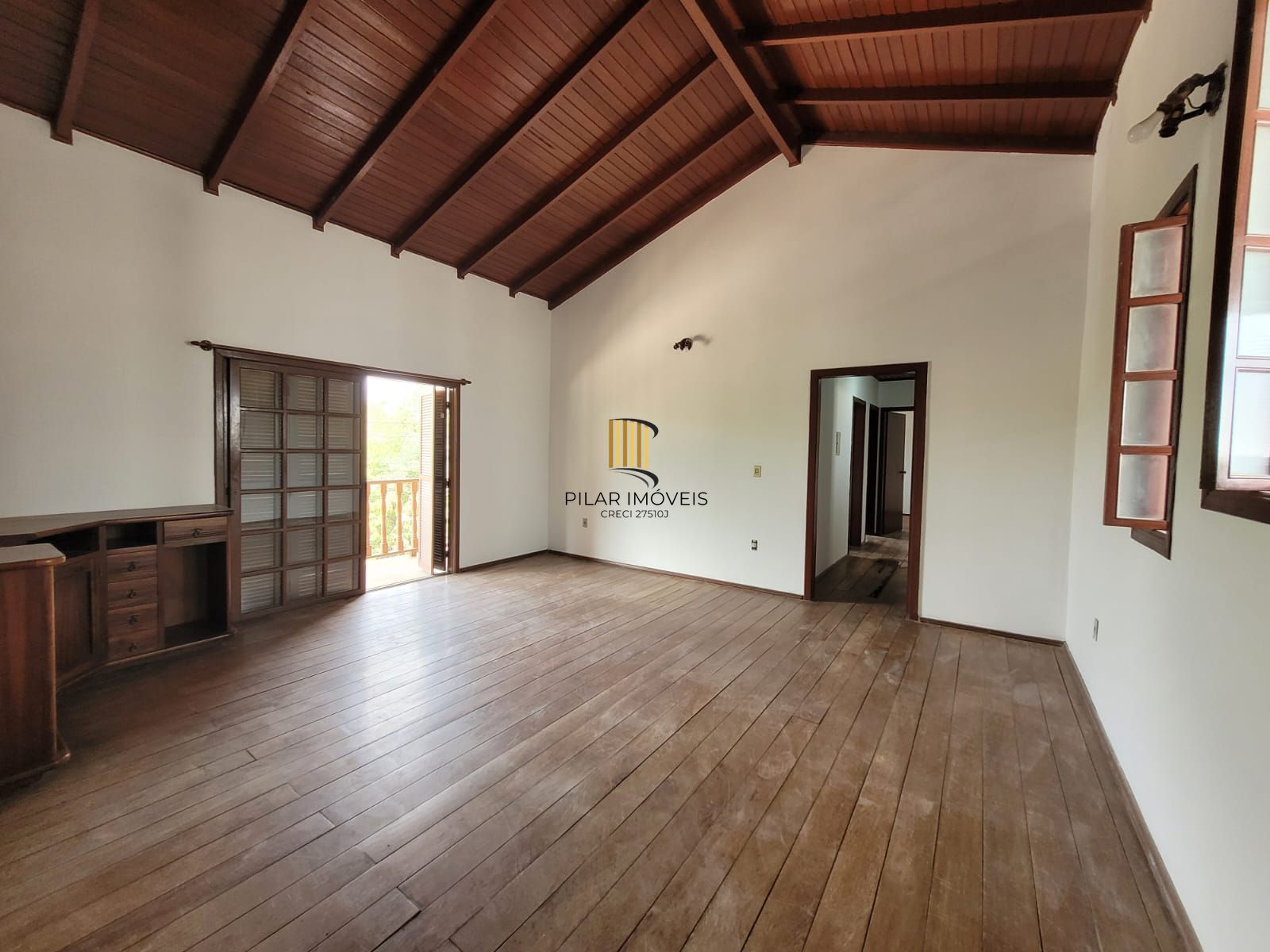 Casa 3 dormitórios no bairro Ponta Grossa