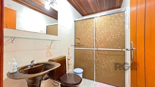 Casa 4 dormitórios no bairro Restinga