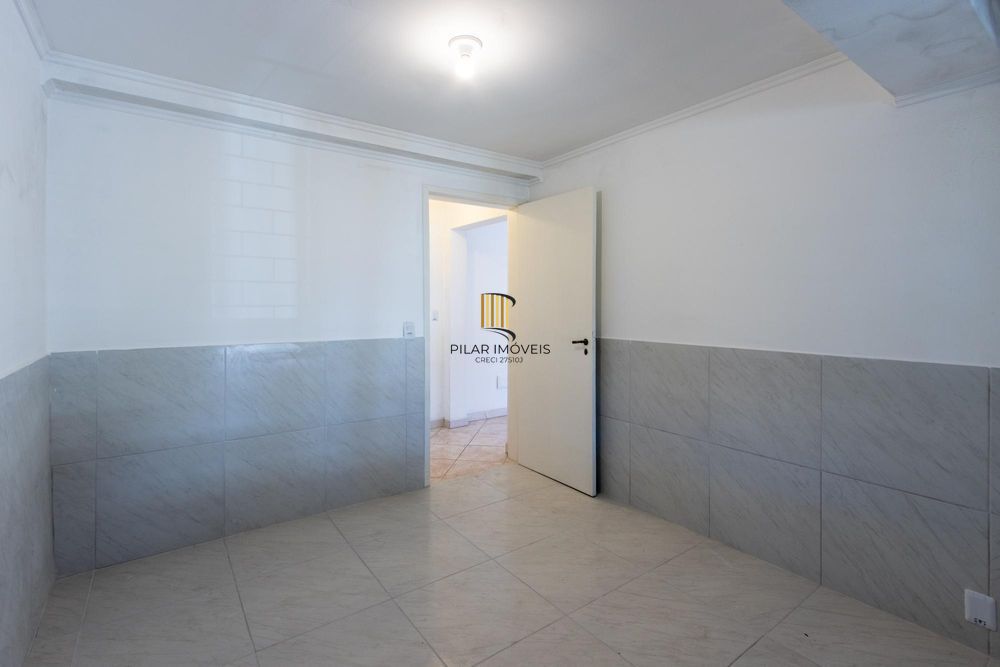 Casa 4 dormitórios no bairro Hípica