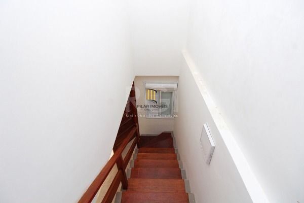Casa para Venda - 217m², 3 dormitórios, sendo 1 suites, 2 vagas - Hípica