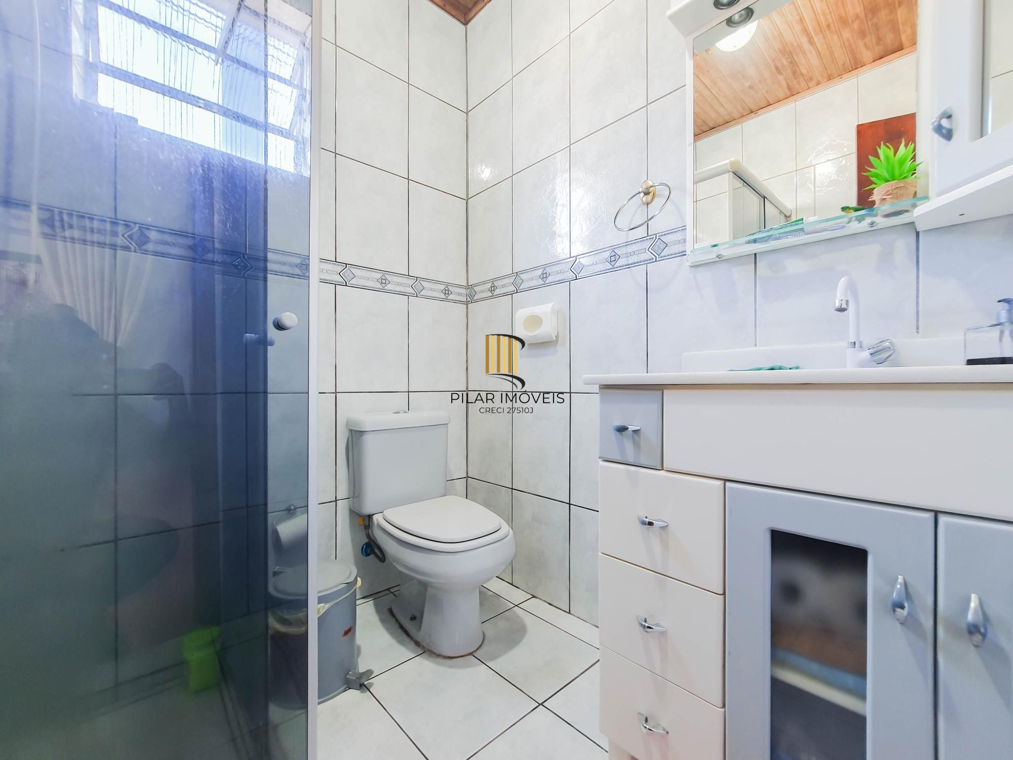 Casa 3 dormitórios no bairro Ipanema