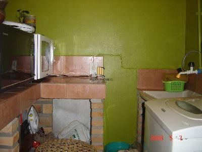 Casa em Porto Alegre, no bairro Ipanema, com 3 dormitório(s), e 3 banheiros, à venda.