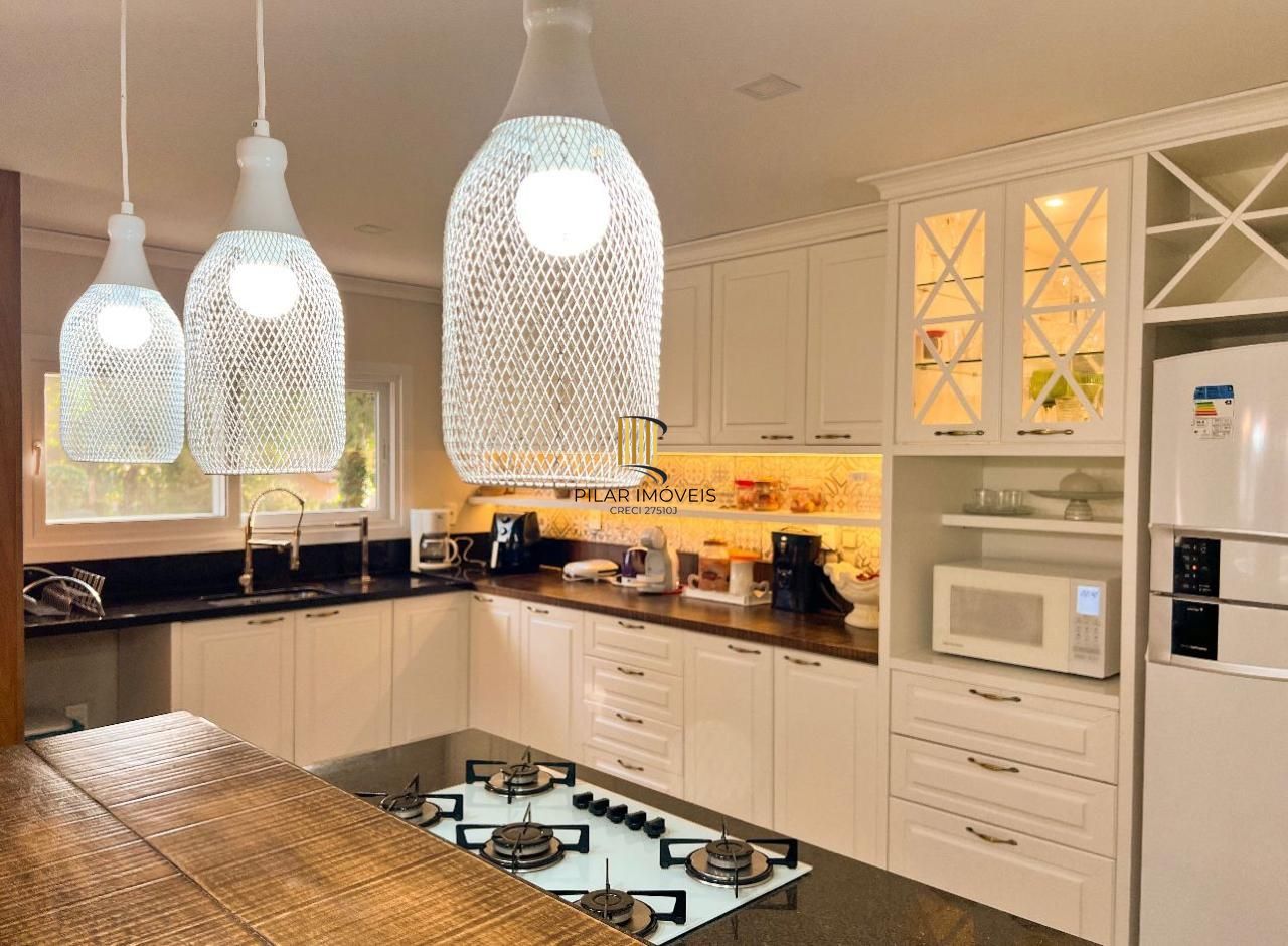 Casa em Condominio Residencial em Canela/RS - 5 dormitórios sendo 3 suítes