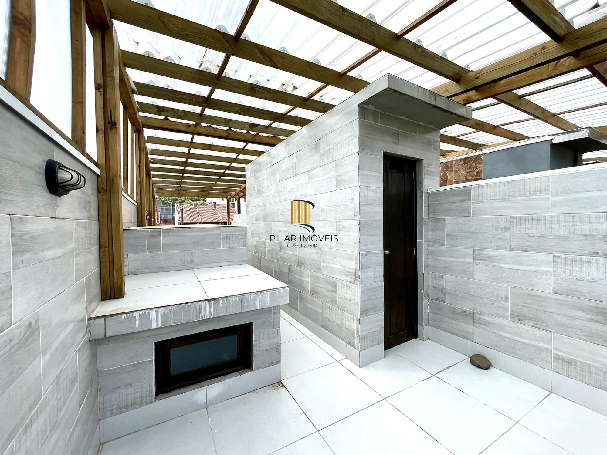 Casa 2 dormitórios no bairro Hípica